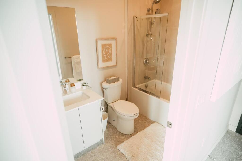 New - Luxury 2Br Penthouse Apt In Central Халифакс Екстериор снимка