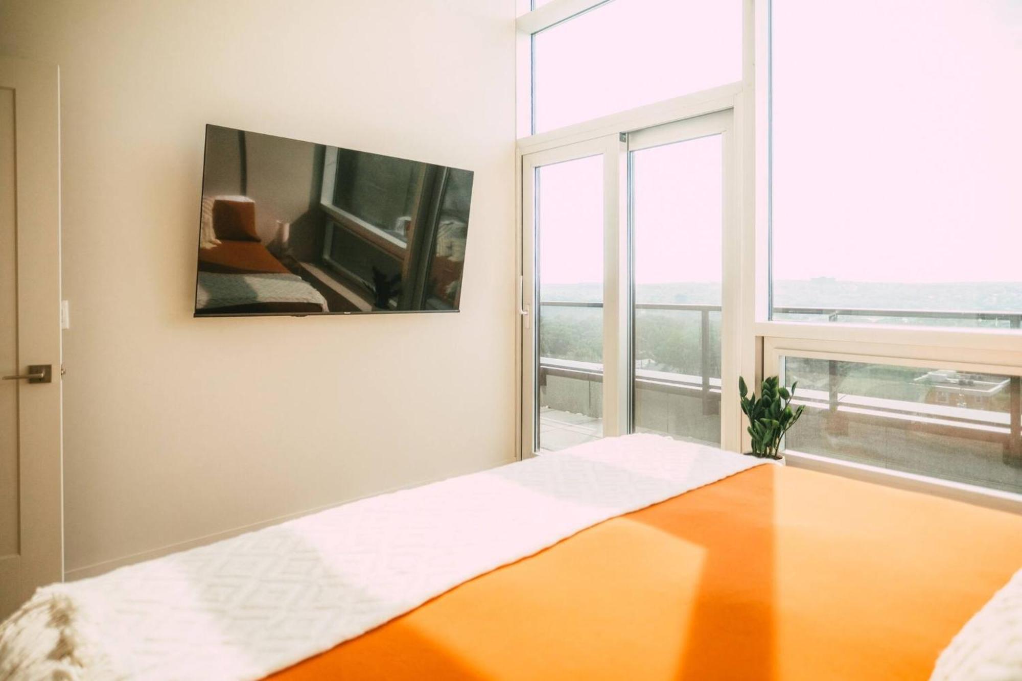 New - Luxury 2Br Penthouse Apt In Central Халифакс Екстериор снимка