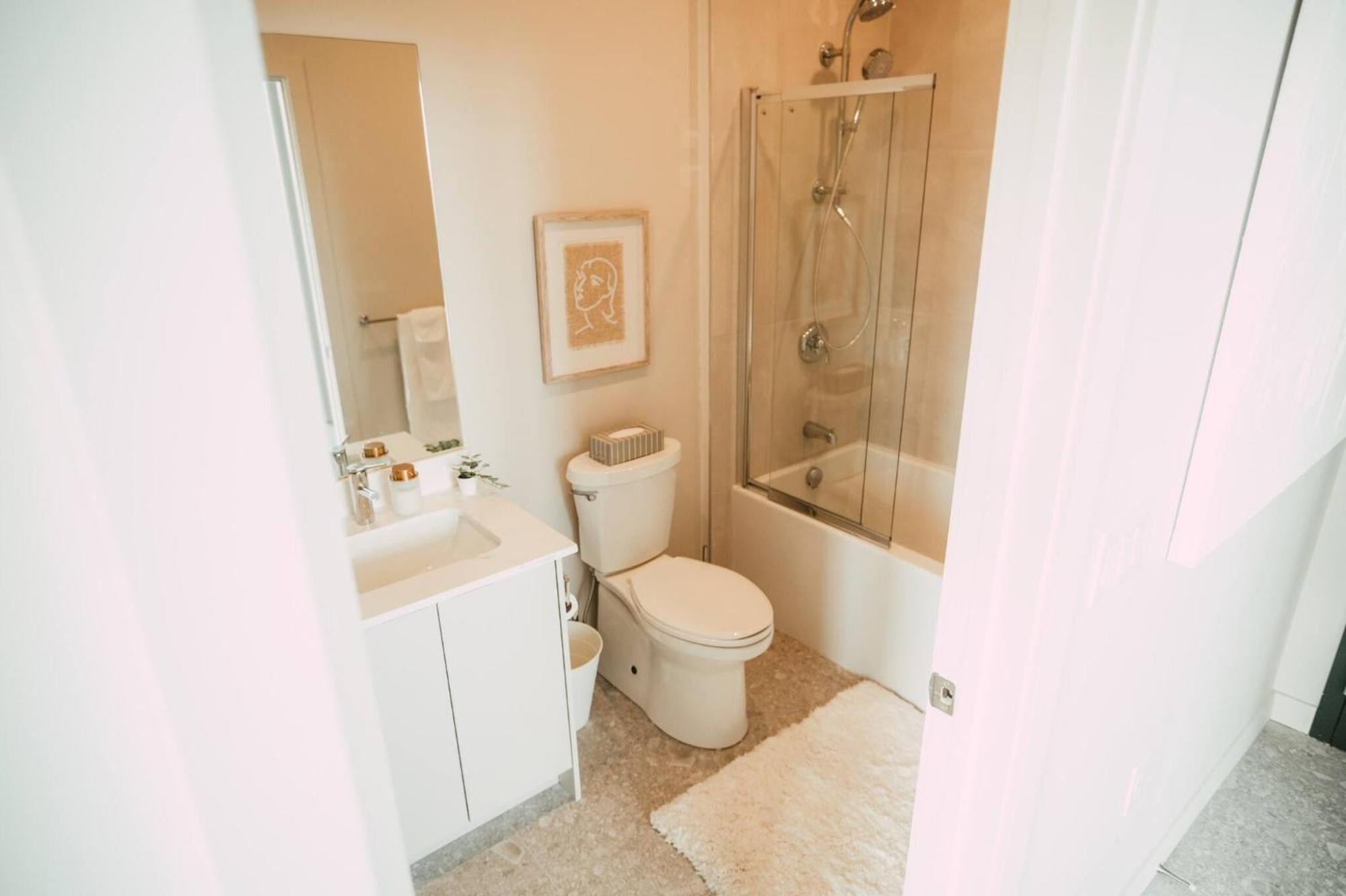 New - Luxury 2Br Penthouse Apt In Central Халифакс Екстериор снимка